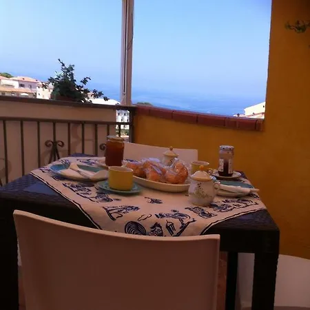 Couette-café San Nicola 3*