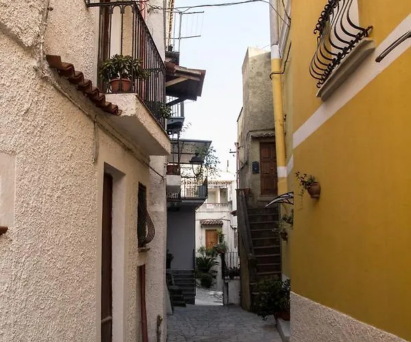 住宿加早餐酒店 San Nicola 圣尼科拉阿尔切拉